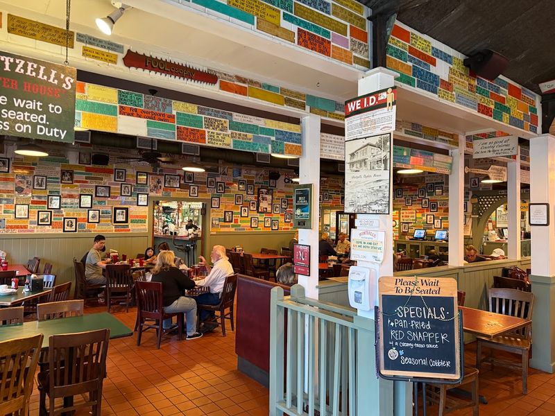 The Easygoing Room That Makes Lingering Feel Natural