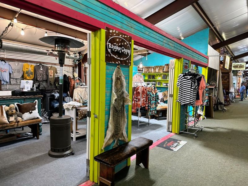 Shabby Chic Decor and Farmhouse Finds