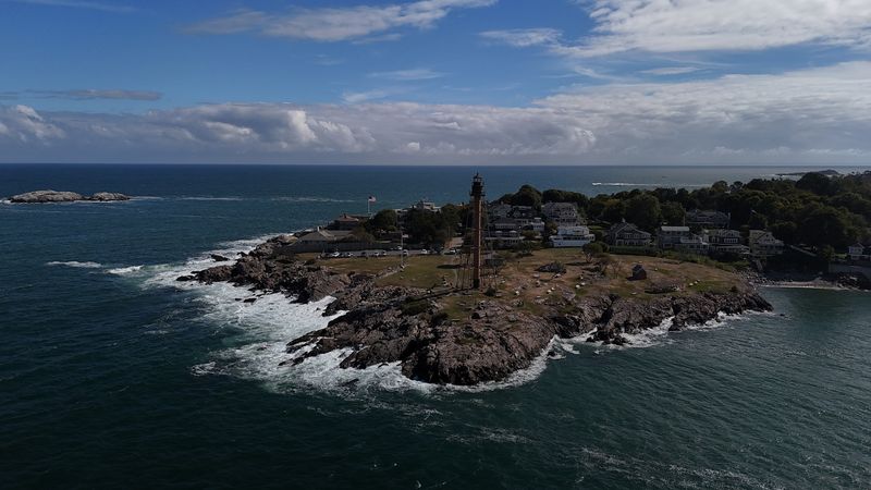 Fort And Lighthouse Detours For Extra Coastline Views