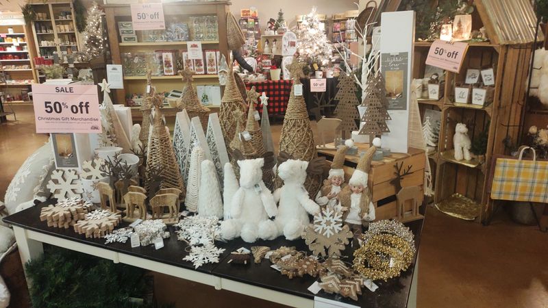 Gourmet Foods And Gift Areas That Turn Into Bonus Shopping