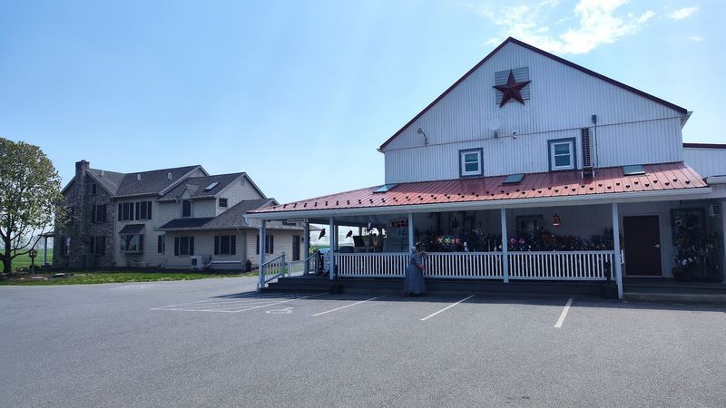 The Kind Of Place That Turns A Snack Into A Plan