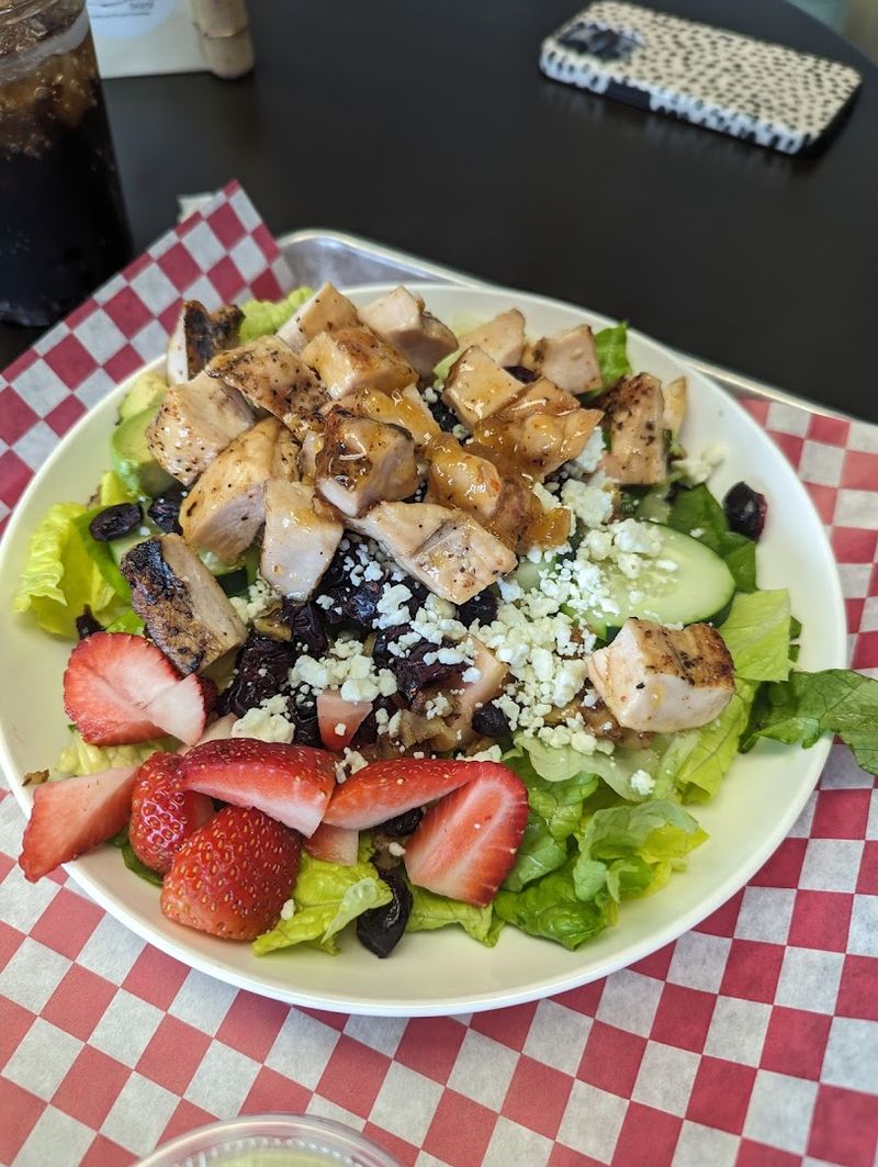 Fresh Salads That Hold Their Own on the Menu