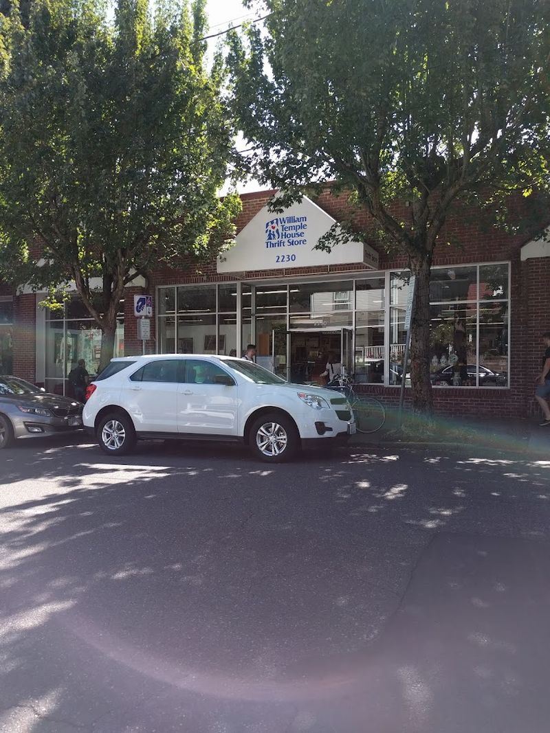 The Staff and Atmosphere That Make It Feel Like a Neighborhood Spot