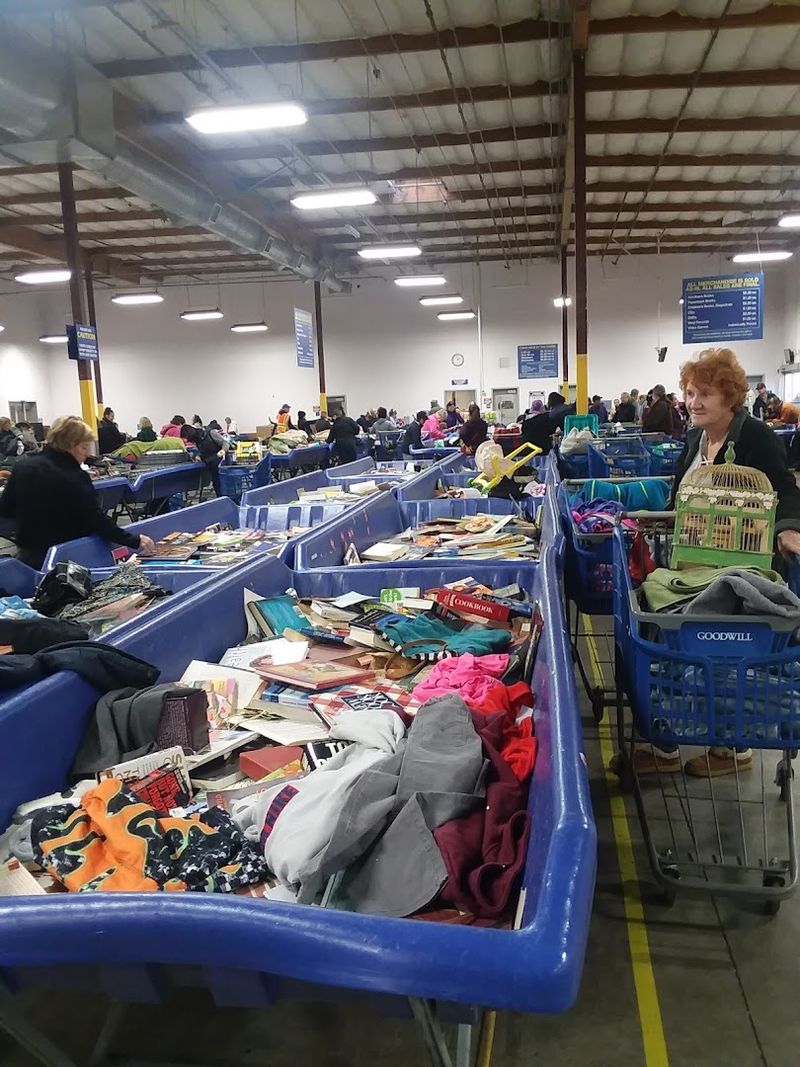 The Best Times to Visit for Fresh Inventory