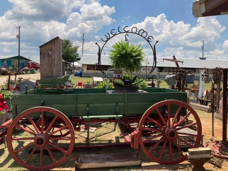 A Market Built for Serious Bargain Hunters