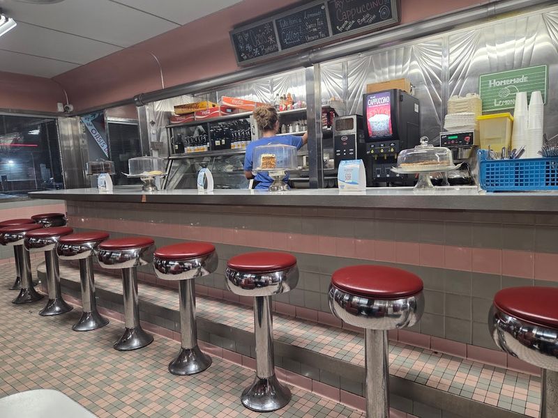 Oasis Diner - Plainfield