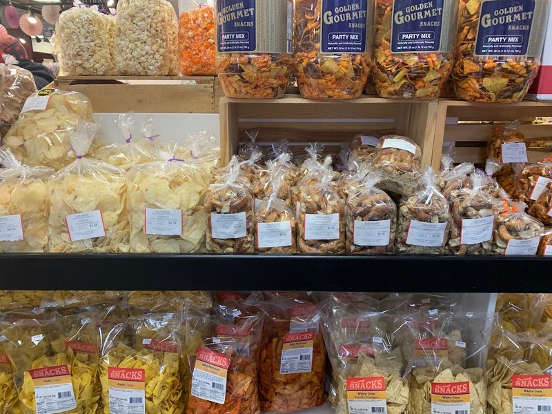 Chips, Pretzels, and Snack Mixes for the Whole Household