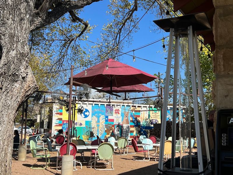 Comfort Pizza, Texas