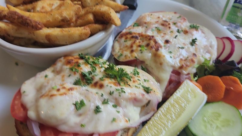 Vintage Photographs That Turn the Walls Into a Museum