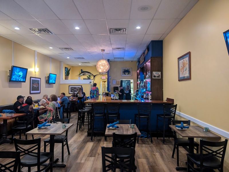 Blue Seafood and Spirits, Virginia Beach