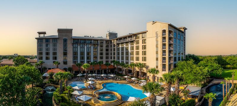 Horseshoe Bay Resort: Where the Luxury Really Lives