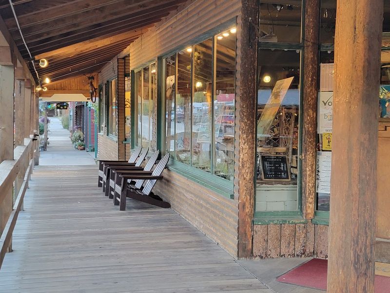 Rustic Storefronts That Give Every Meal More Character