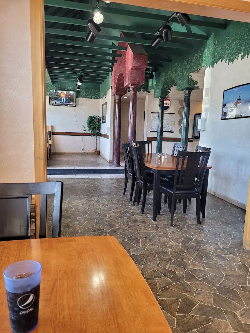 Cobblestone Pizza Co., Newport, Oregon