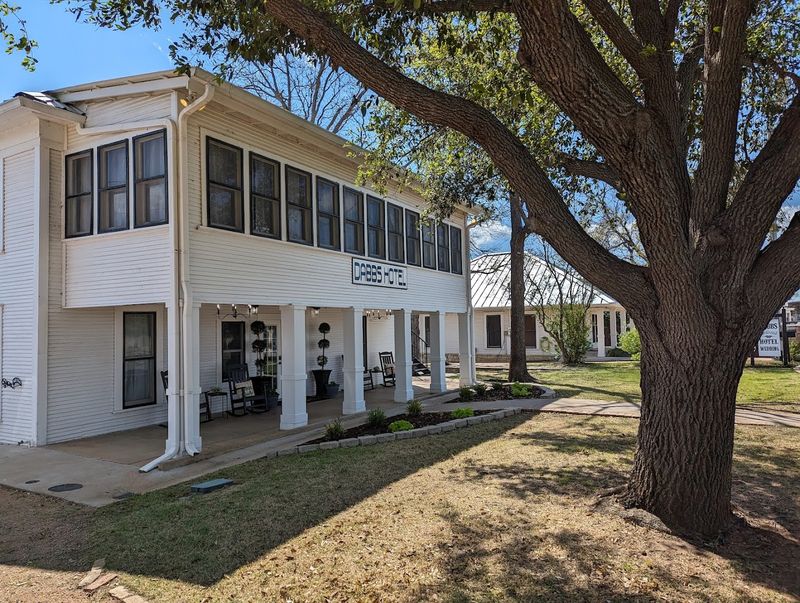 Dabbs Railroad Hotel: Sleeping Where History Did