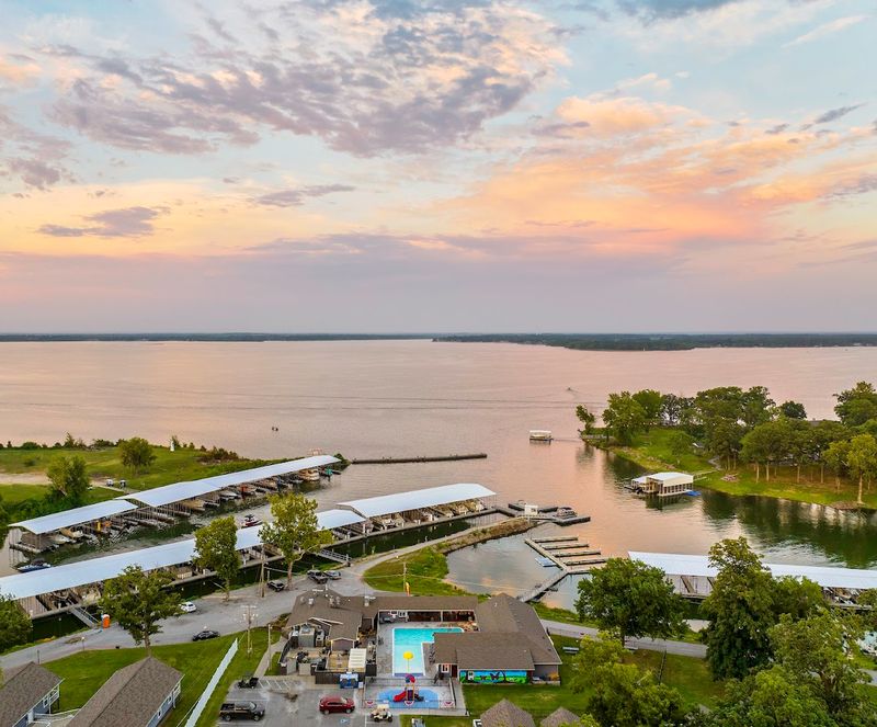 Quarterdeck Waterfront Cafe, Grand Lake, Afton