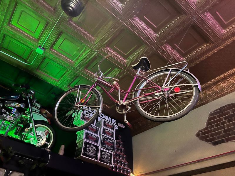 Staff Energy Sets the Whole Tone of the Room