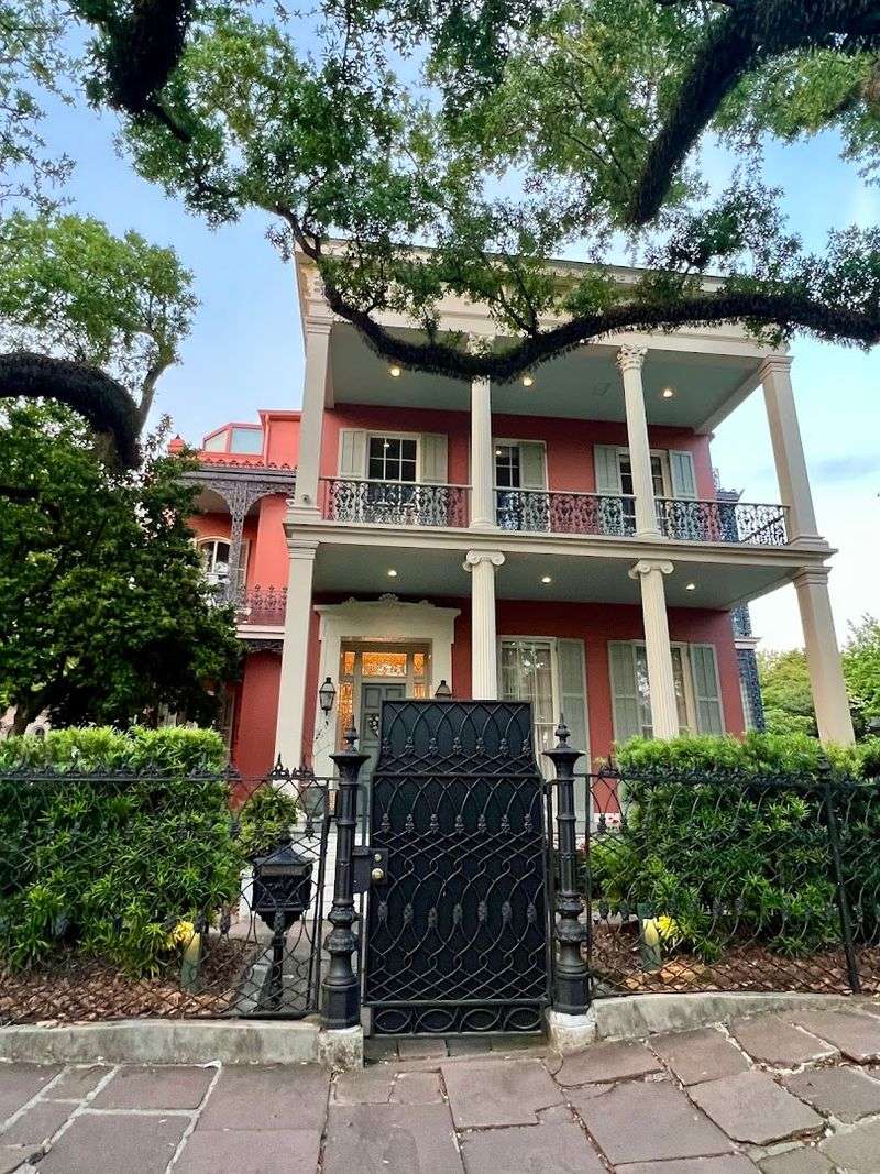 Spring Porch Weather Makes The Neighborhood Feel Extra Easy