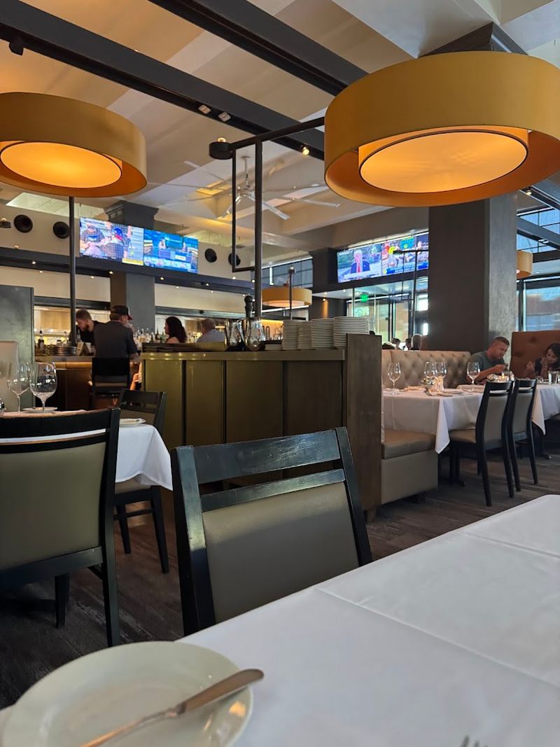 Broadway 10 Bar & Chophouse, Oklahoma City