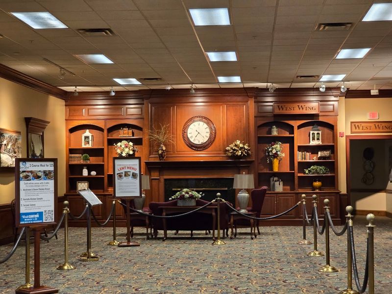 This Hartville Stop Turns A Quick Meal Into A Full Outing