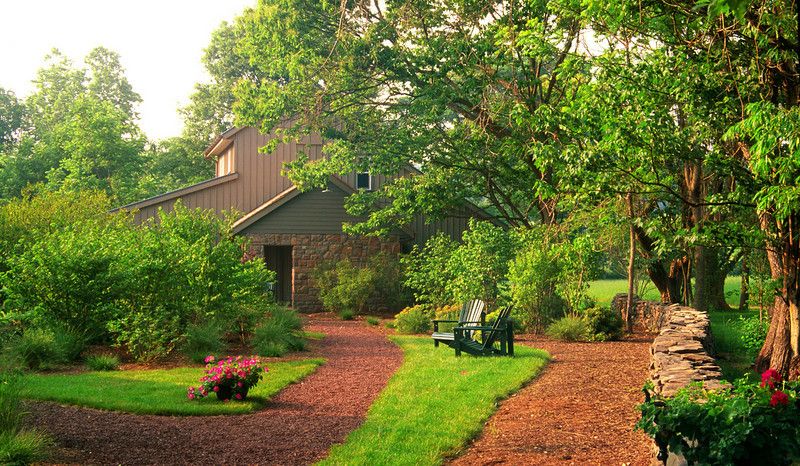 Ten Acres of Countryside That Encourage You to Slow Down
