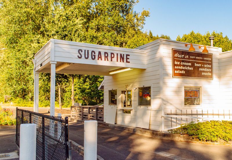 Sugarpine Drive-In, Troutdale, Oregon