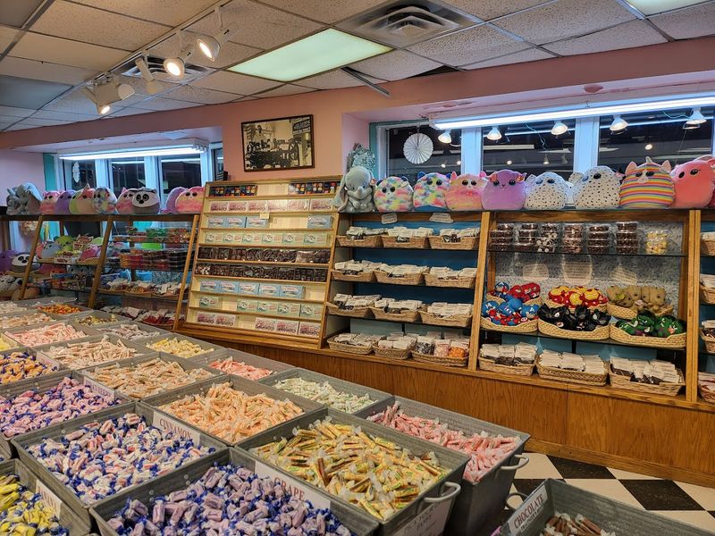 What Makes Salt Water Taffy Taste So Unique
