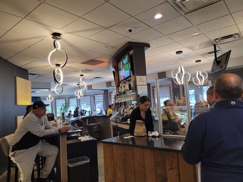 Why Suburban Diner Keeps Drawing People Back