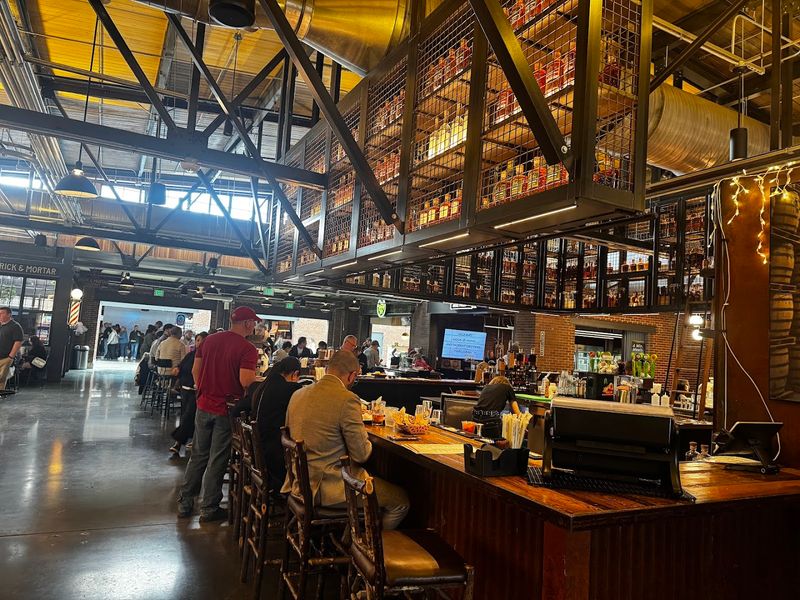 The Art Deco Architecture Makes Every Corner Instagram-Worthy