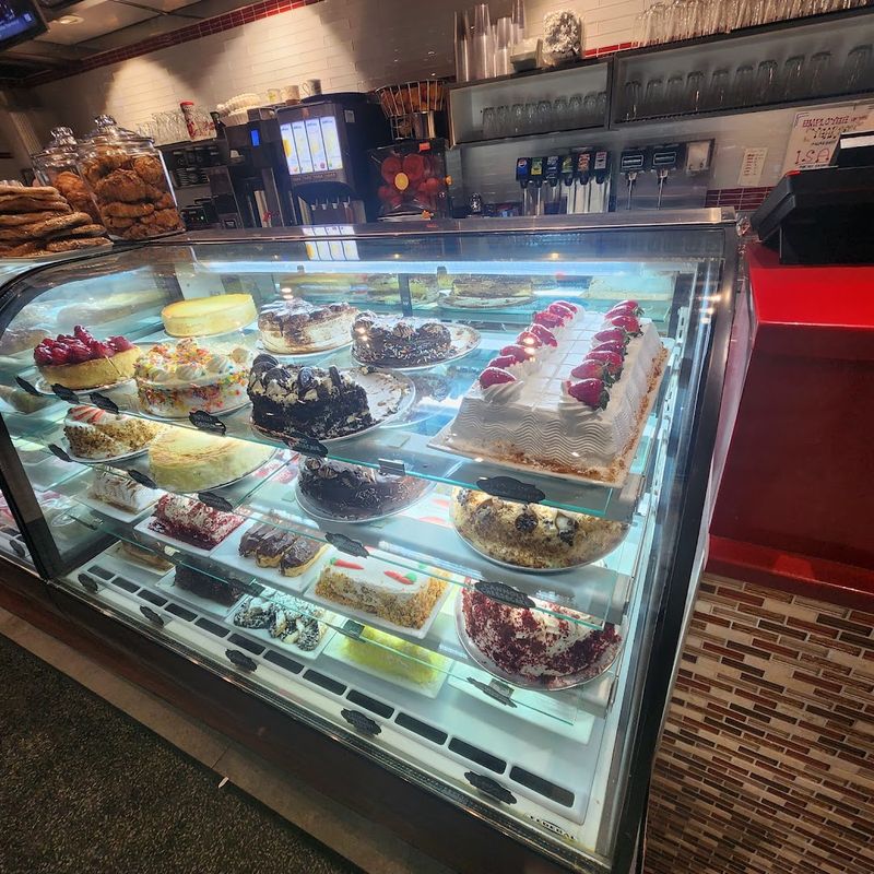 Cheesecake So Good It Feels Like a Personal Achievement