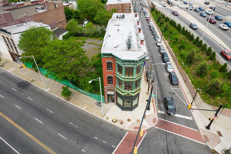 Underestimating the Jersey Left