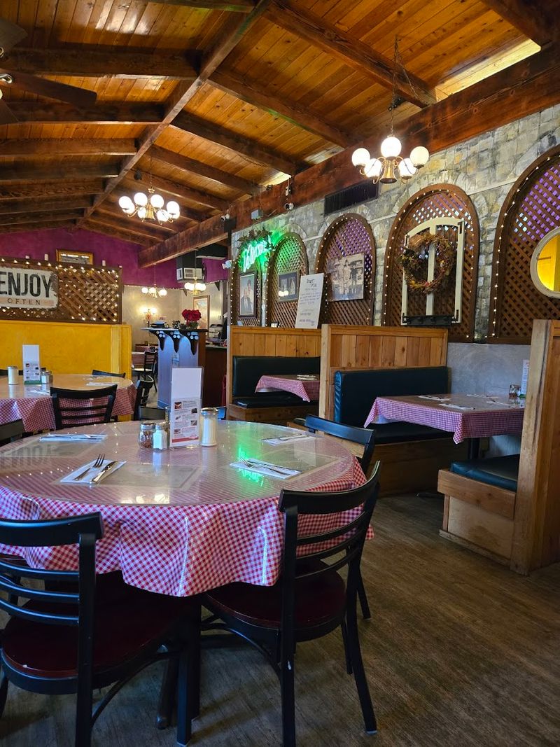 The Atmosphere That Keeps People Returning for Decades