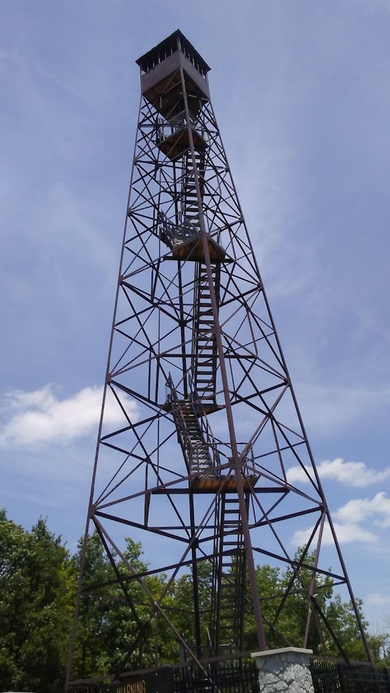 Nearby Attractions Make It a Full Day Out