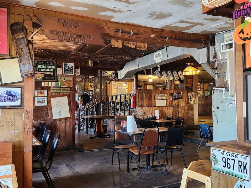 Meers Store and Restaurant (Meers)