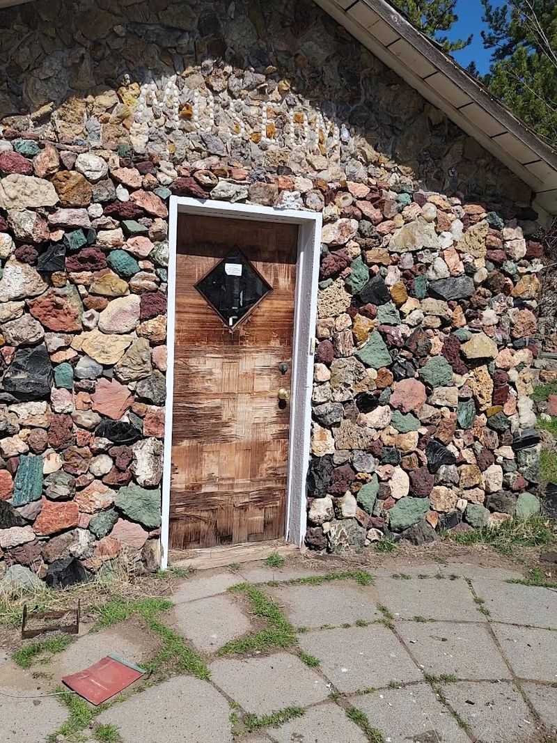 The Museum and Its Glowing Gemstone Collection