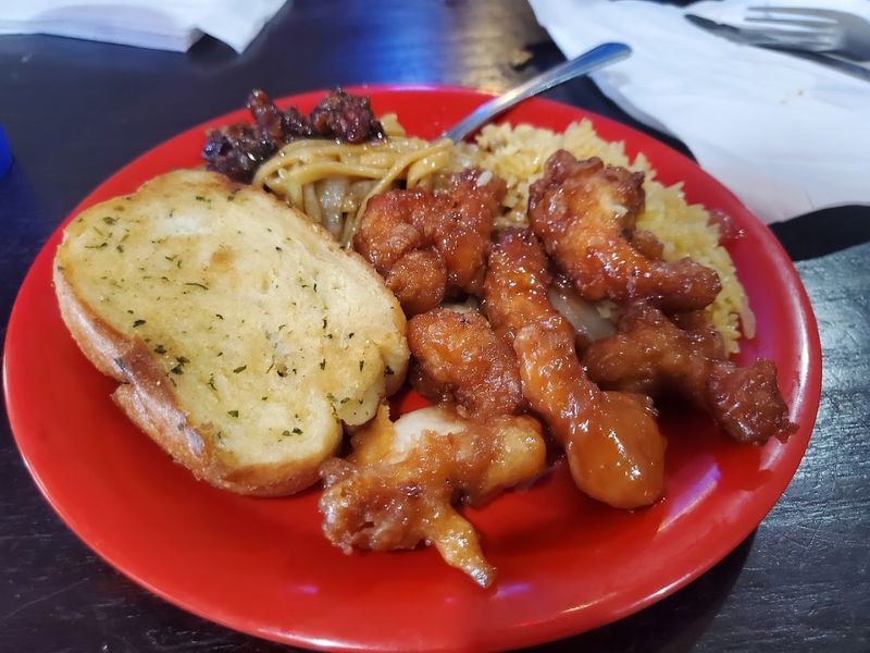 American and Mexican Comfort Food Holds Its Own