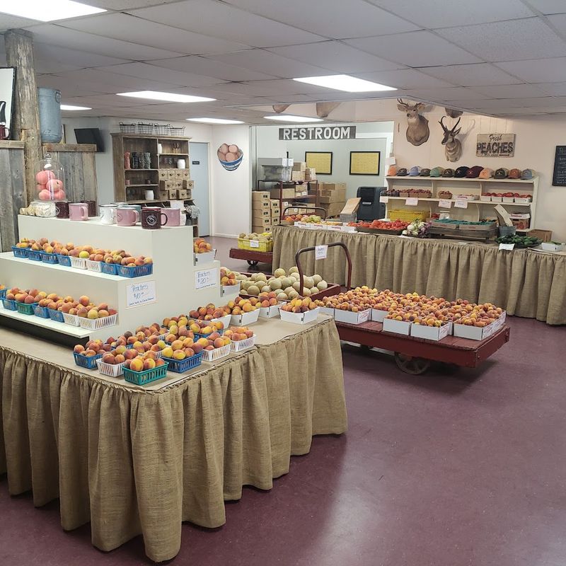 Peach Cobbler That People Drive Hours to Get