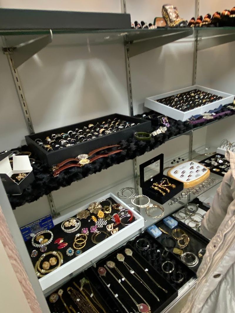 Proximity to Carmel Arts and Design District Adds to the Day