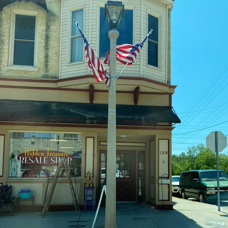 Hidden Treasures Resale Shop 