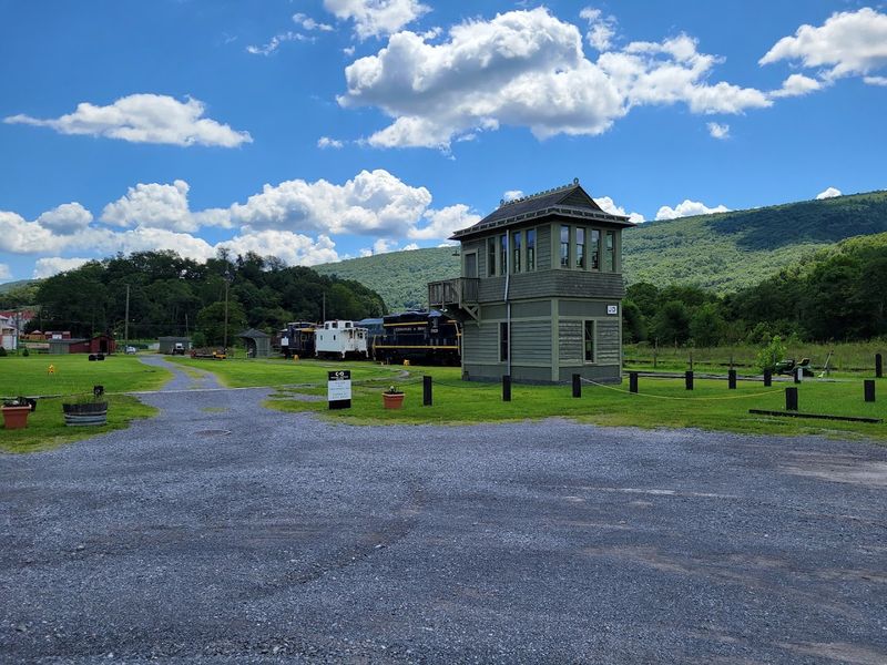 The Replica Signal Tower for Train Watching