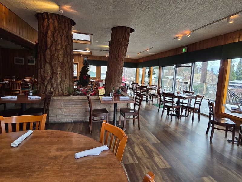 Pine Tavern Restaurant, Bend, OR