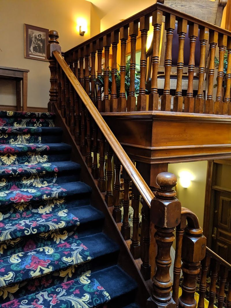 That Staircase With The Disciplined Creak