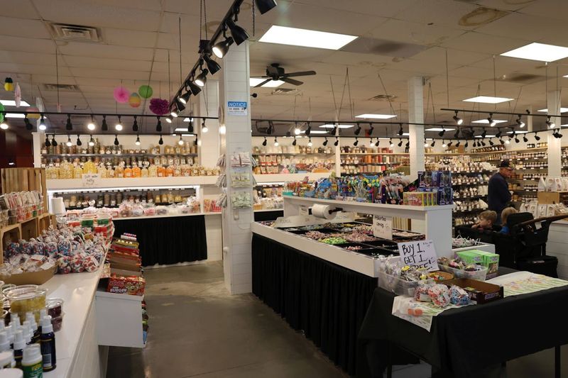 Why Dienner's at the Bridgeton Amish Market Deserves a Regular Spot on Your Calendar