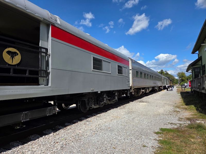 A Volunteer-Driven Community That Makes Every Ride Personal