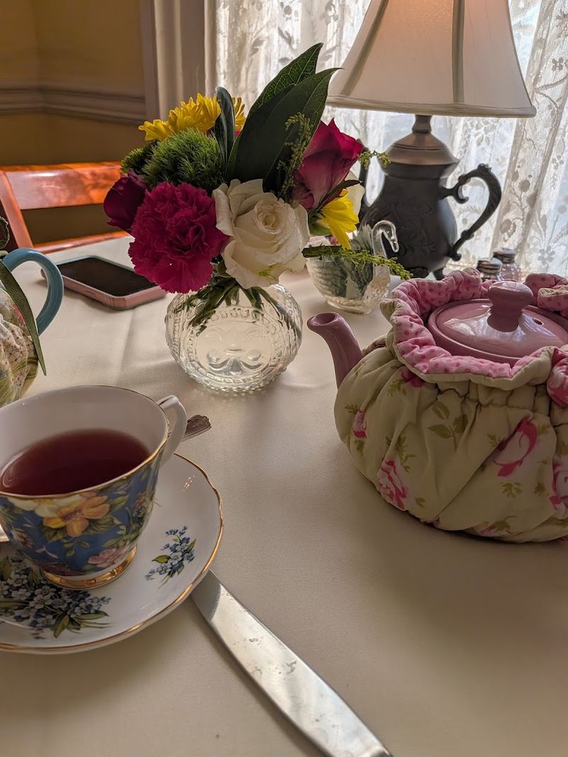 Over 100 Loose-Leaf Teas Worth Exploring