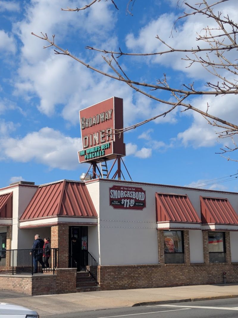 Why Broadway Diner Belongs on Every New Jersey Food List