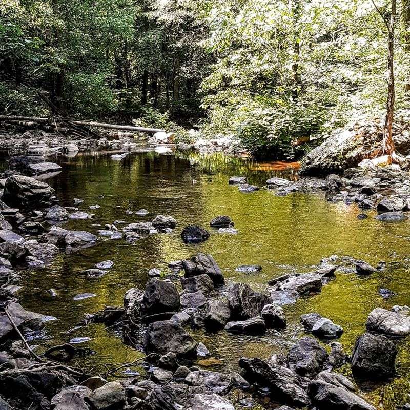 Devil's Bathtub: The Wildly Fun Side Trip Nearby