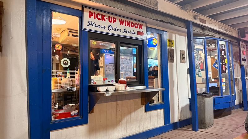 Why the Menu Keeps It Simple and Why That Works Perfectly