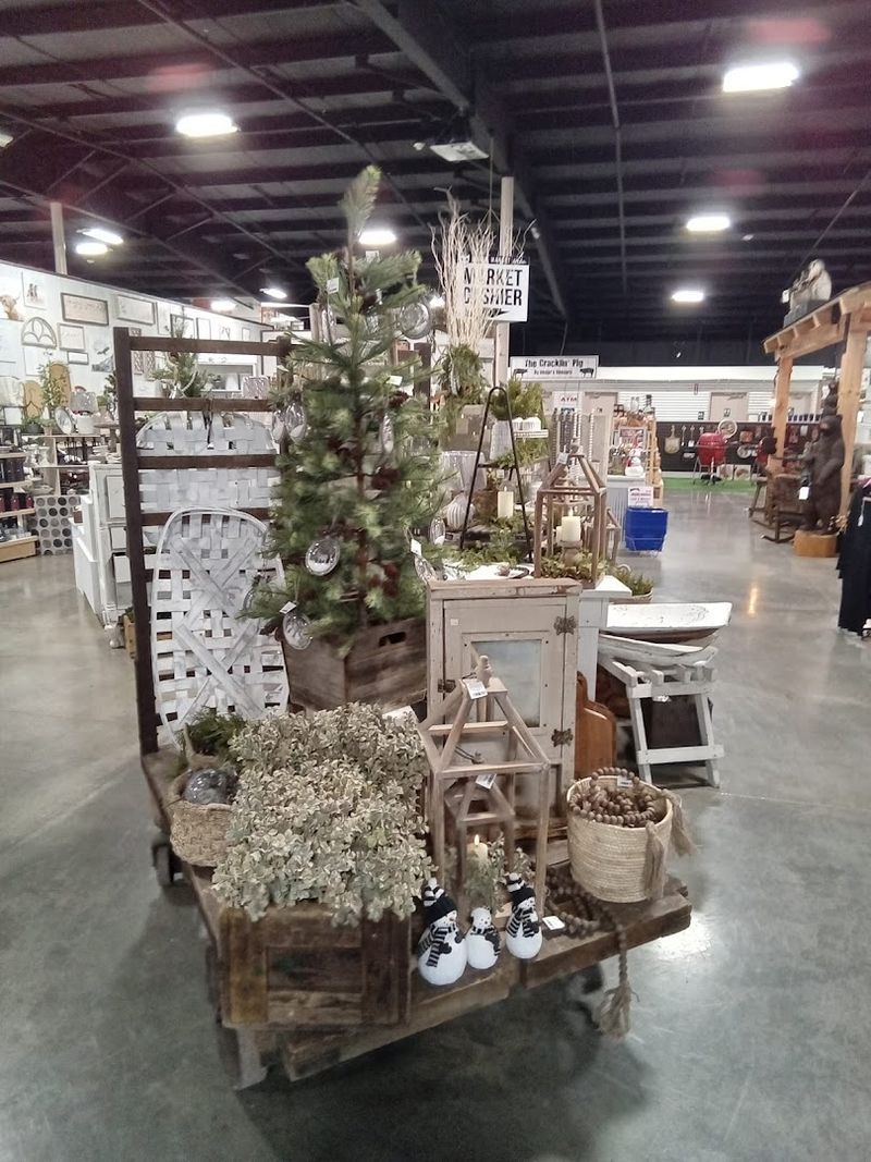 Seasonal Vendor Swaps That Make Every Visit Feel Different