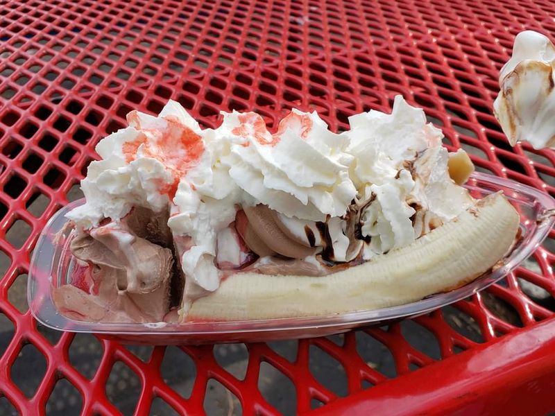 The Banana Split That Brings Families Together