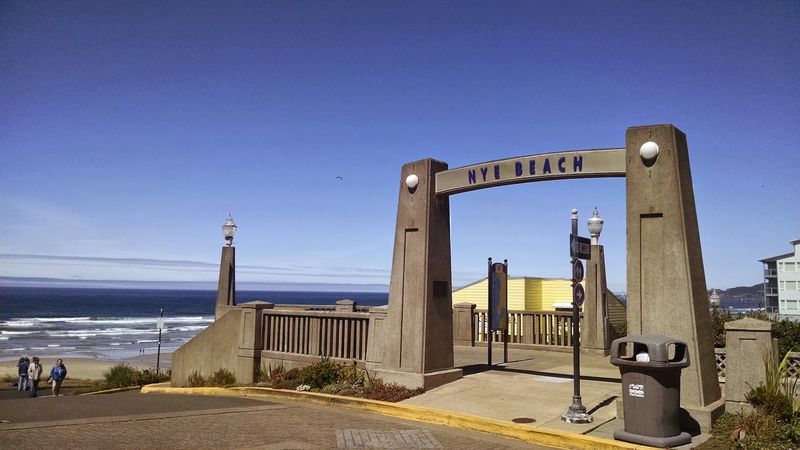 Nye Beach Turnaround